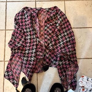 Juicy couture pink  and Black Houndstooth Shawl